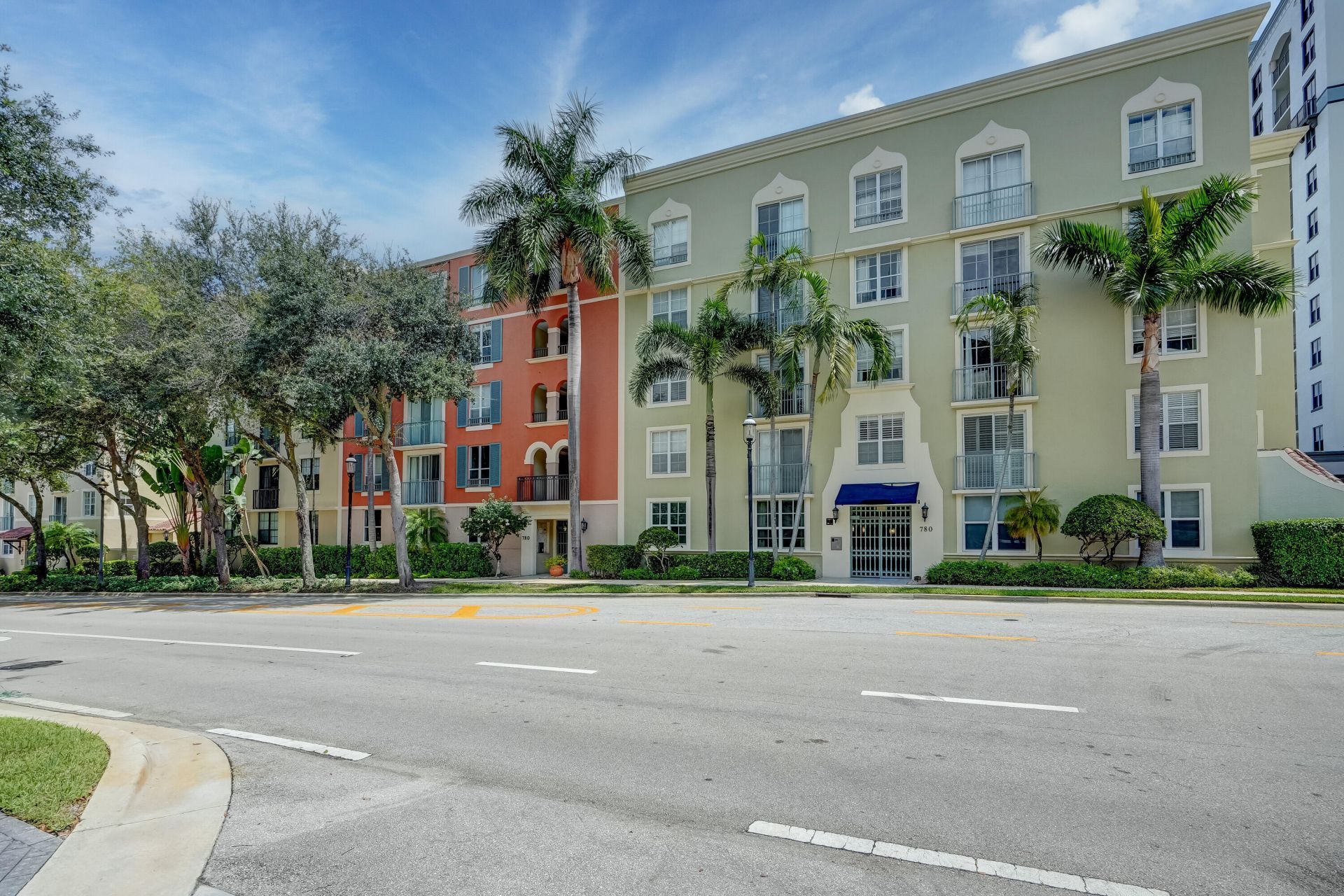 780 S Sapodilla Avenue, Unit 412, West Palm Beach, FL 33401 Photo