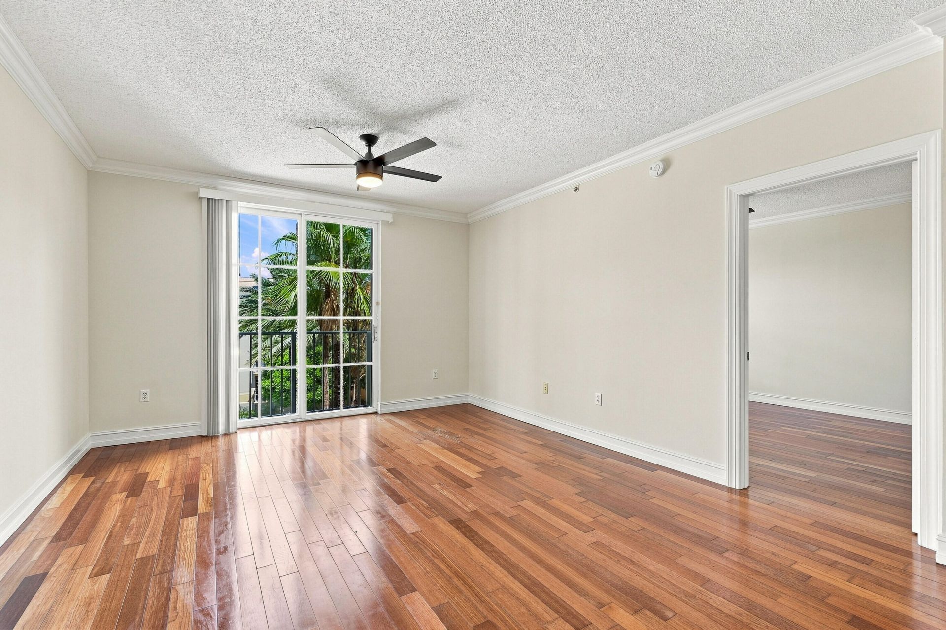 780 S Sapodilla Avenue, Unit 412, West Palm Beach, FL 33401 Photo