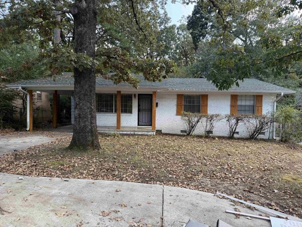 7821 Illinois Street , Little Rock, AR 72227