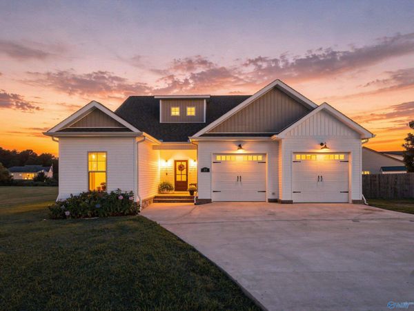 20 Steamboat Trace, Grant, AL 35976