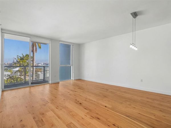 253 NE 2nd St, Unit 1007, Miami, FL 33132