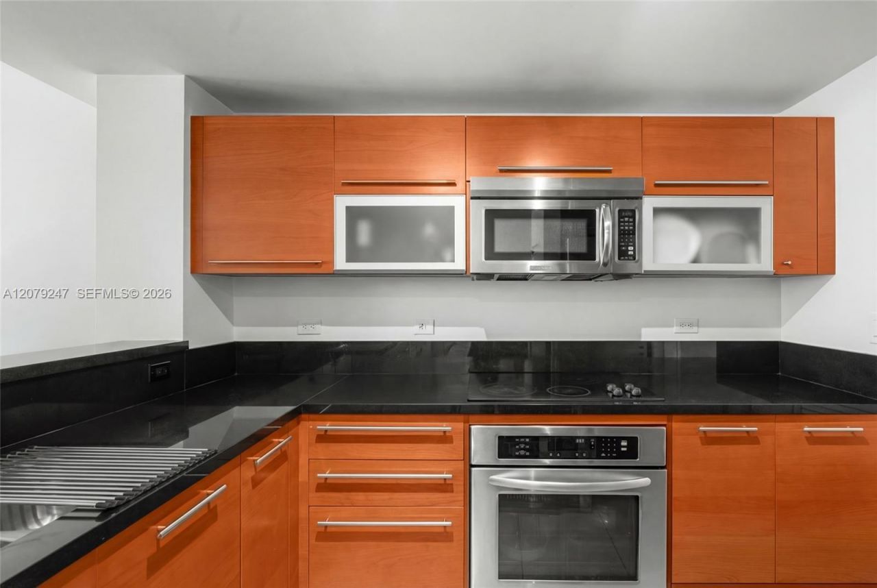 253 NE 2nd St, Unit 1007, Miami, FL 33132 Photo