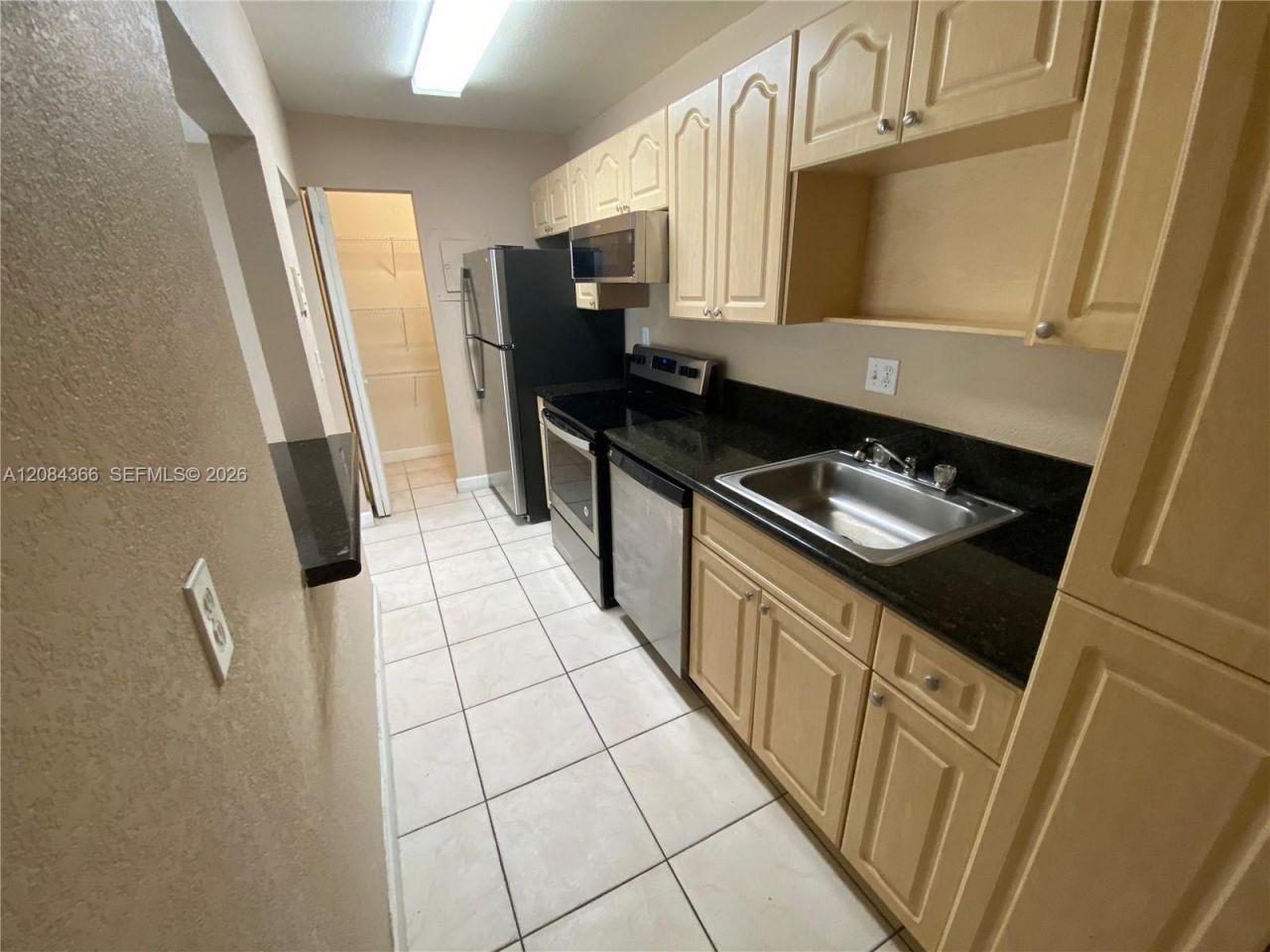 4154 NW 79th Ave, Unit 2C, Doral, FL 33166 Photo