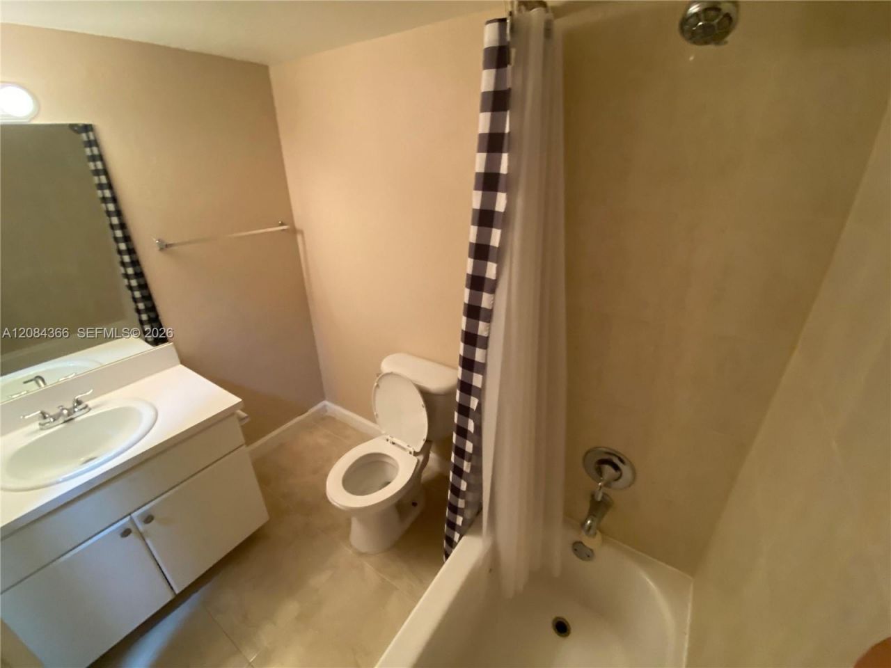 4154 NW 79th Ave, Unit 2C, Doral, FL 33166 Photo