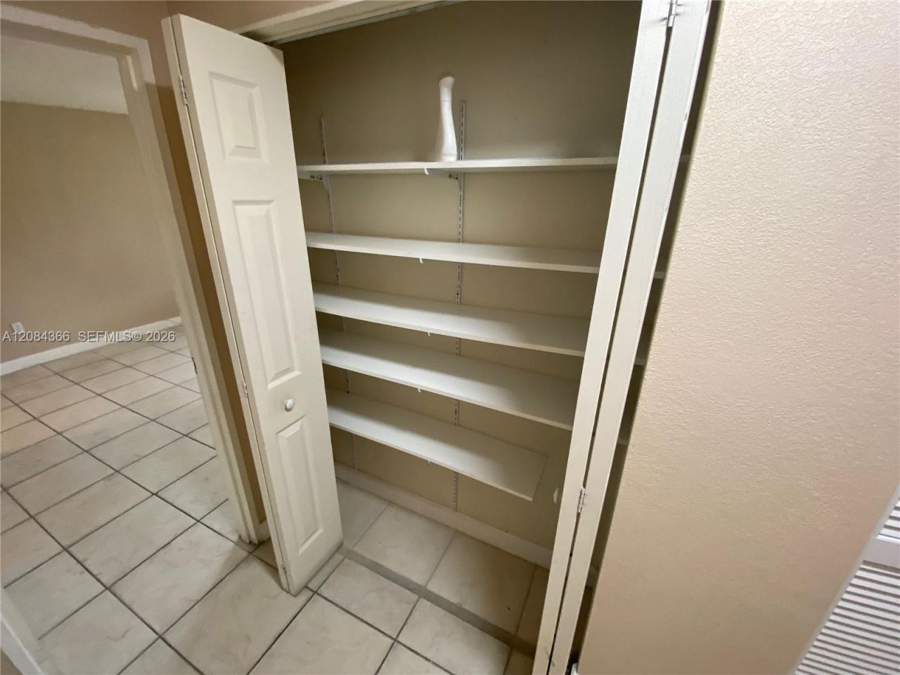 4154 NW 79th Ave, Unit 2C, Doral, FL 33166 Photo