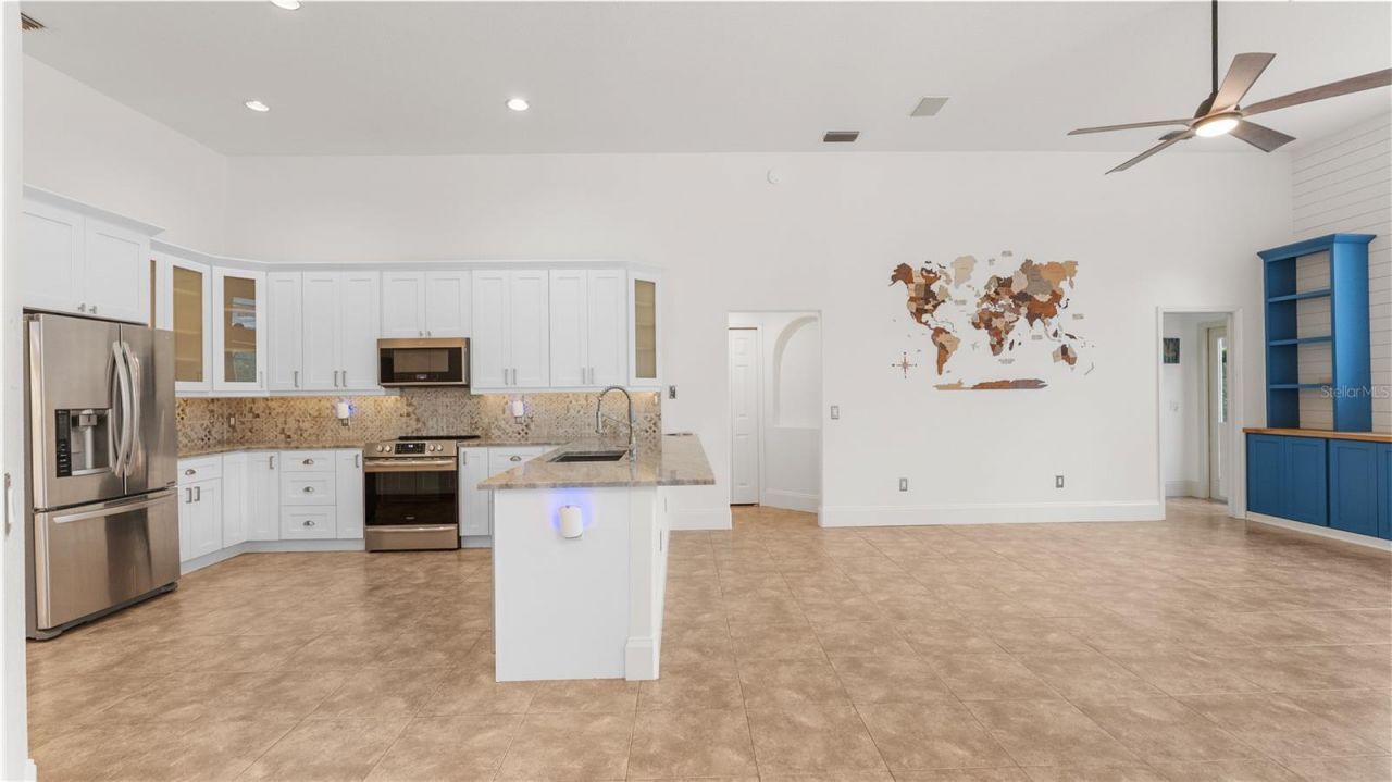 5924 Cherry Oak Drive, Valrico, FL 33596 Photo