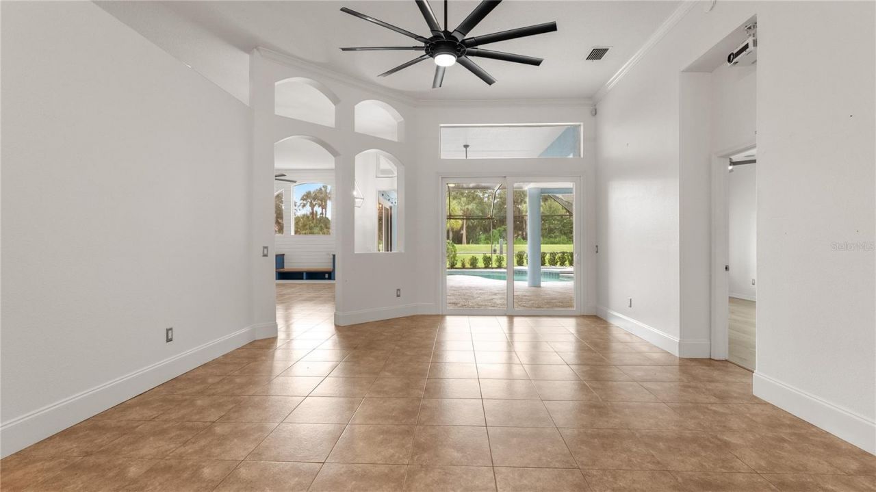 5924 Cherry Oak Drive, Valrico, FL 33596 Photo