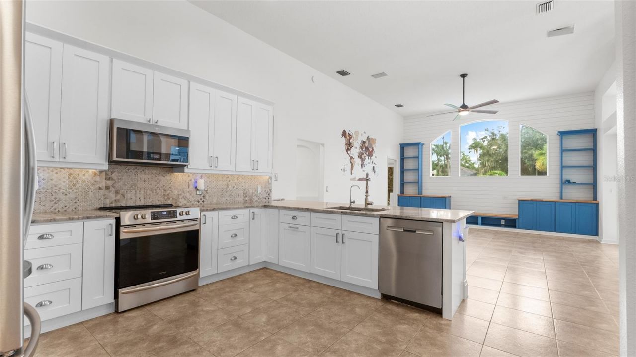 5924 Cherry Oak Drive, Valrico, FL 33596 Photo