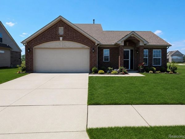 58337 Thomas Drive, New Haven Village, Mi 48048