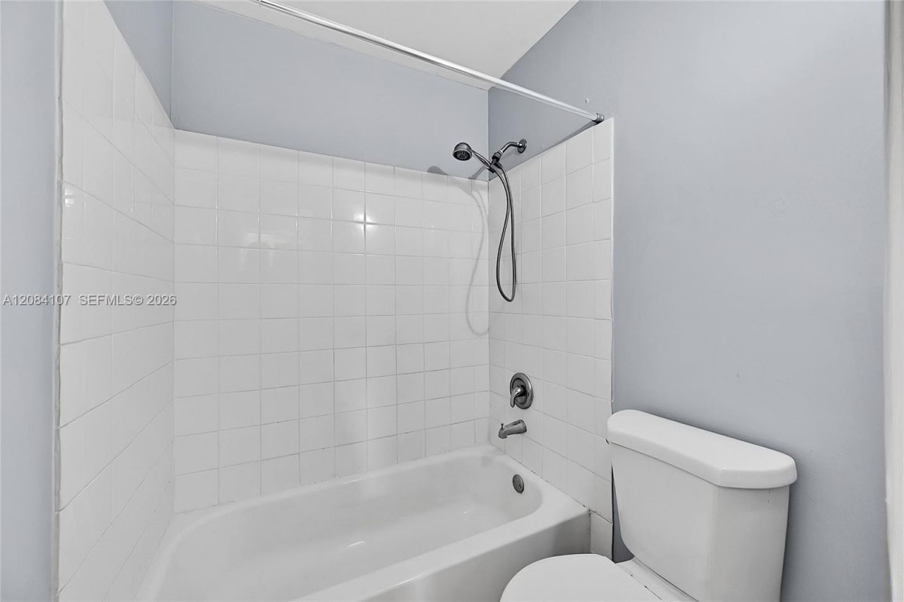 4132 NW 88th Ave , Unit 203, Coral Springs, FL 33065 Photo