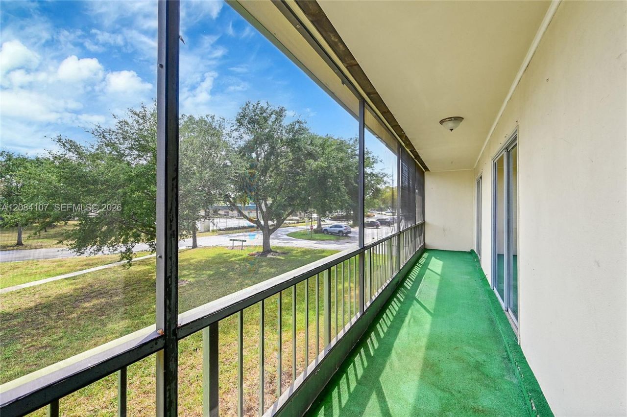4132 NW 88th Ave , Unit 203, Coral Springs, FL 33065 Photo