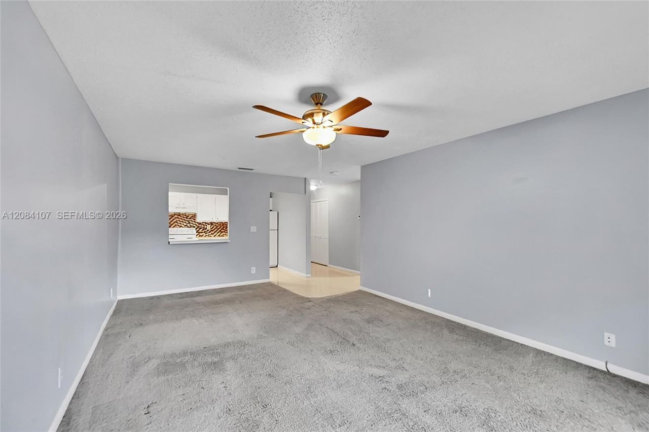 4132 NW 88th Ave , Unit 203, Coral Springs, FL 33065 Photo
