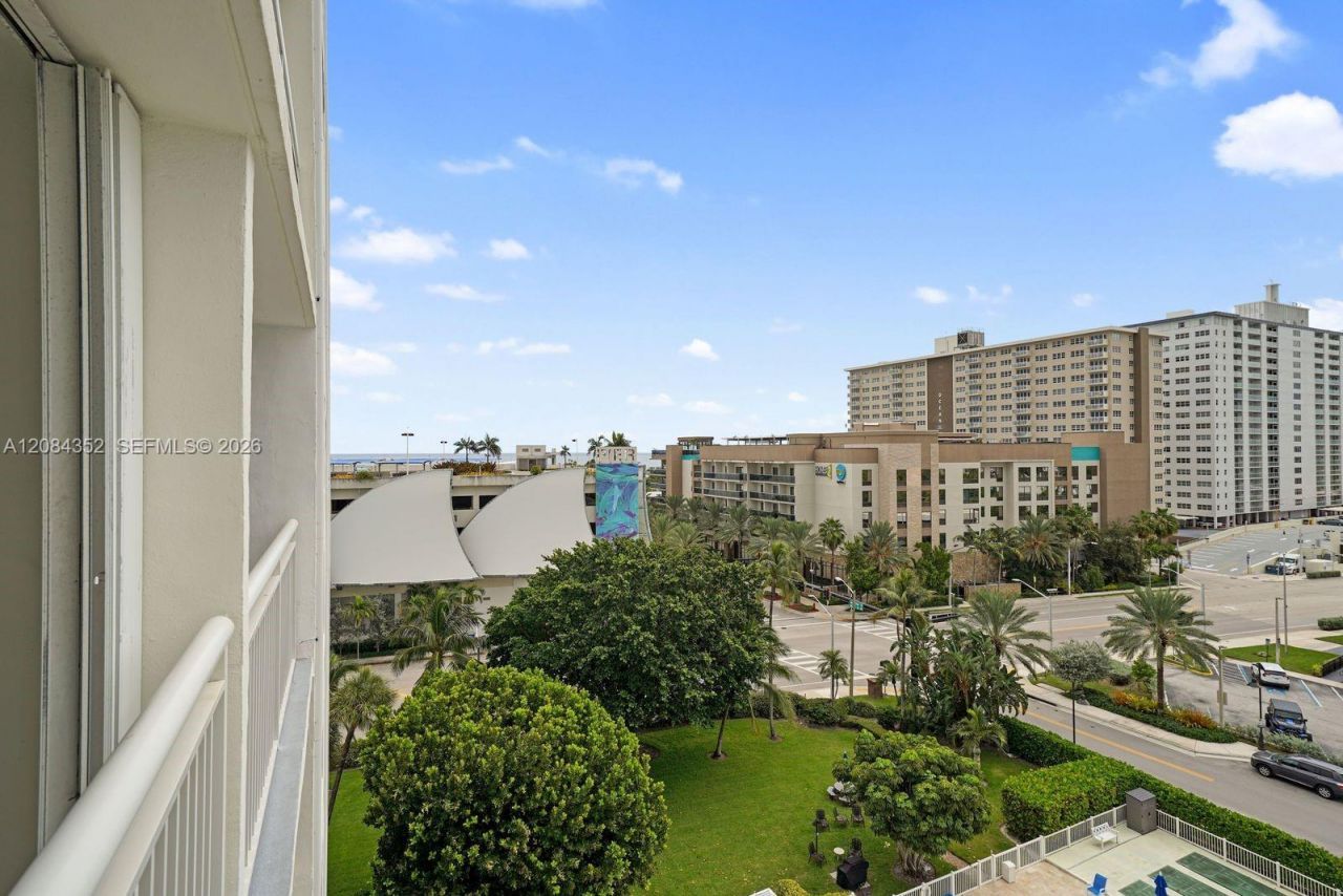 201 N Ocean Blvd , Unit 801, Pompano Beach, FL 33062 Photo