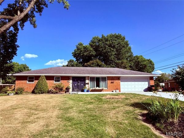 4303 Chadwick Drive , Alton, IL 62002