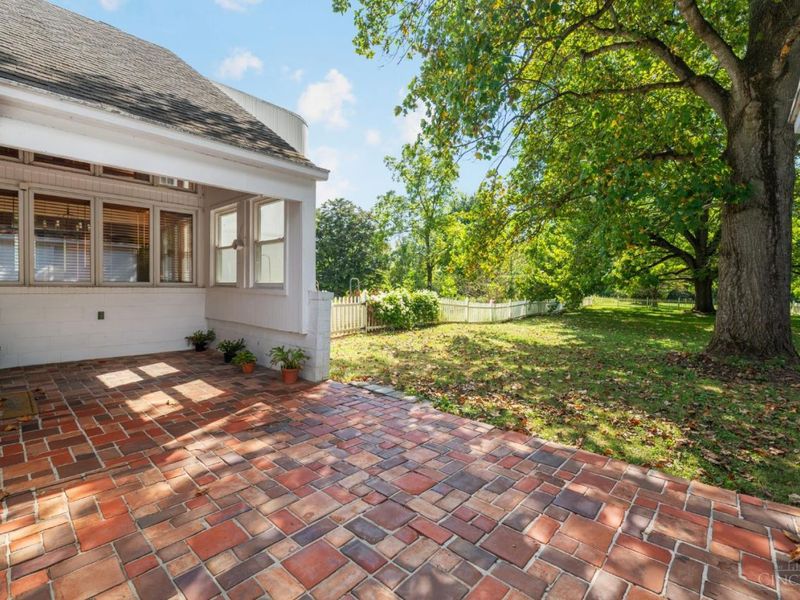 320 Bland Avenue, Blanchester, OH 45107 Photo 7