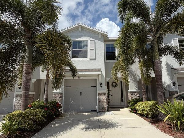 8653 PALMER PARK CIRCLE, SARASOTA, FL 34238