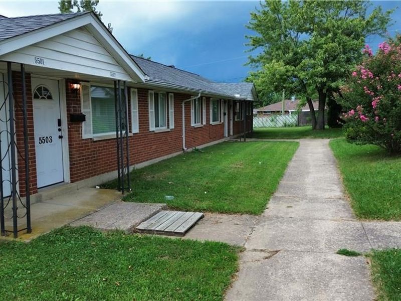 5501 Misty Lane, Huber Heights, OH 45424 Photo 2