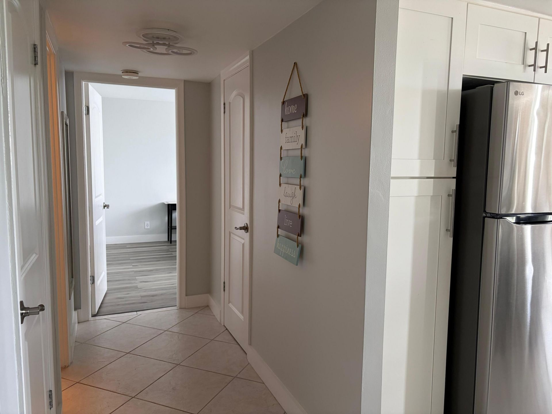 137 Golden Isles Drive, Unit 412, Hallandale Beach, FL 33009 Photo