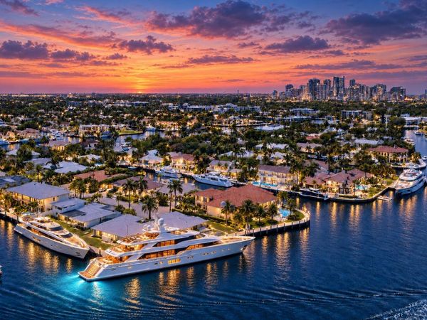 640 4TH KEY Drive, Fort Lauderdale, FL 33304