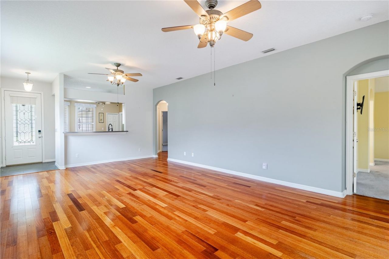5370 Indian Ocean Loop Loop , Tavares, FL 32778 Photo