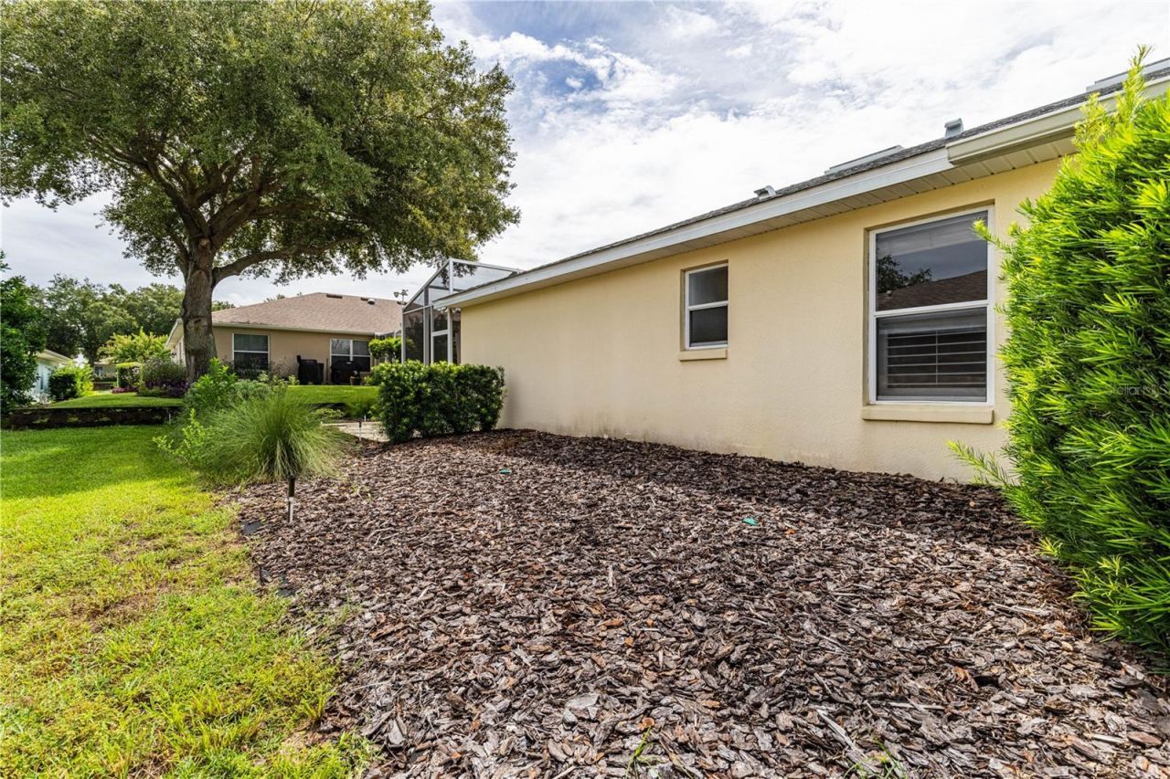 5370 Indian Ocean Loop Loop , Tavares, FL 32778 Photo