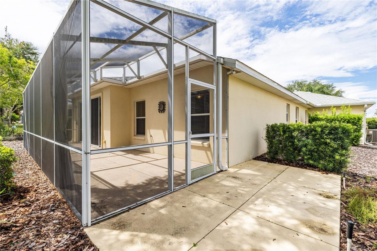 5370 Indian Ocean Loop Loop , Tavares, FL 32778 Photo