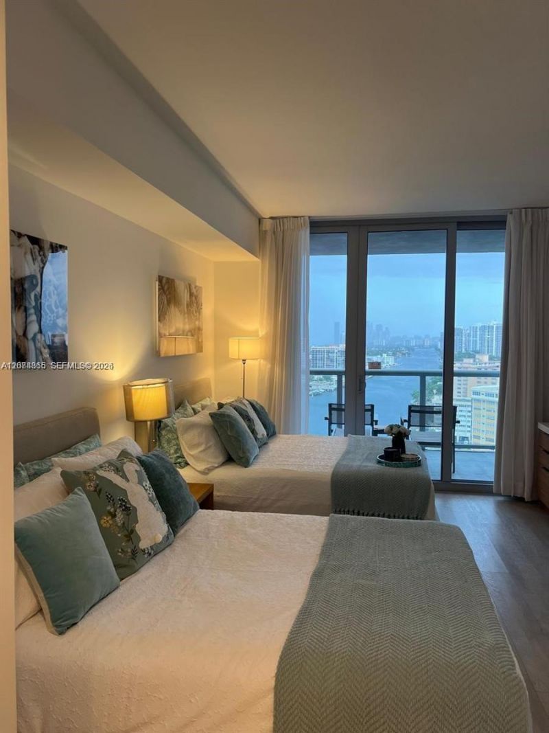 2602 E Hallandale Beach Blvd , Unit R2105, Hallandale Beach, FL 33009 Photo