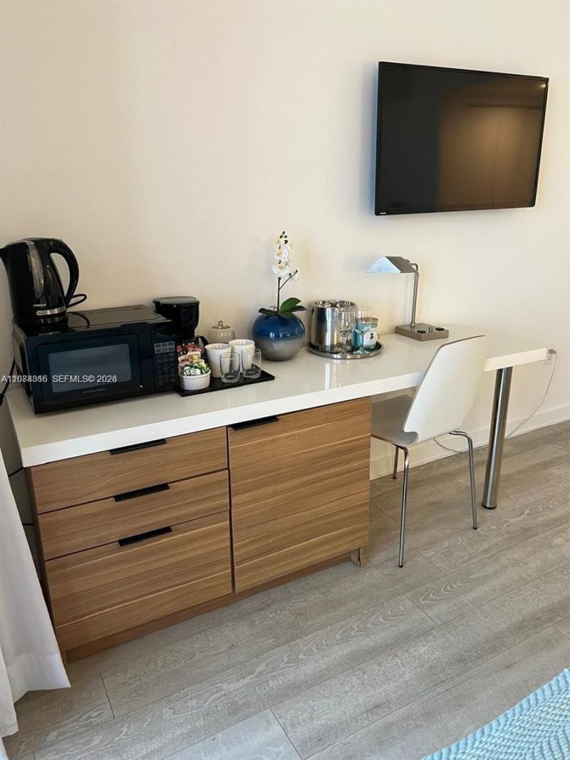 2602 E Hallandale Beach Blvd , Unit R2105, Hallandale Beach, FL 33009 Photo