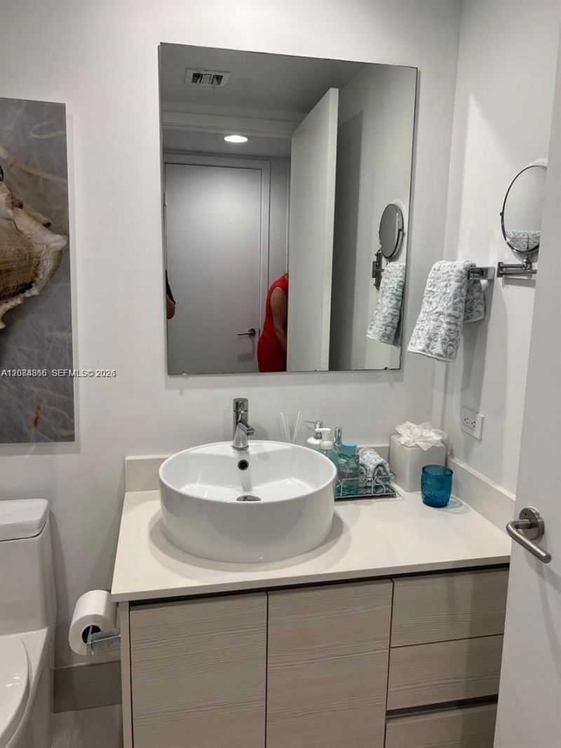 2602 E Hallandale Beach Blvd , Unit R2105, Hallandale Beach, FL 33009 Photo
