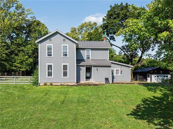 4905 Upper Valley Road, Dayton, OH 45424