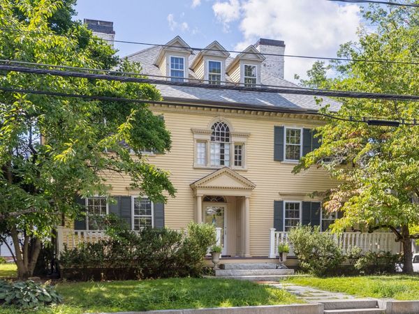 90 Raymond, Cambridge, MA 02140