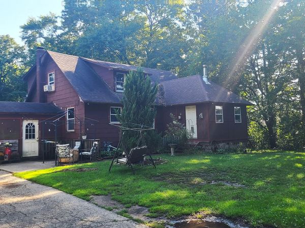13211 Wilmot Rd, Bristol, WI 53142