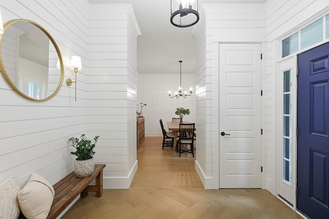 17 Blake Lane Photo 11