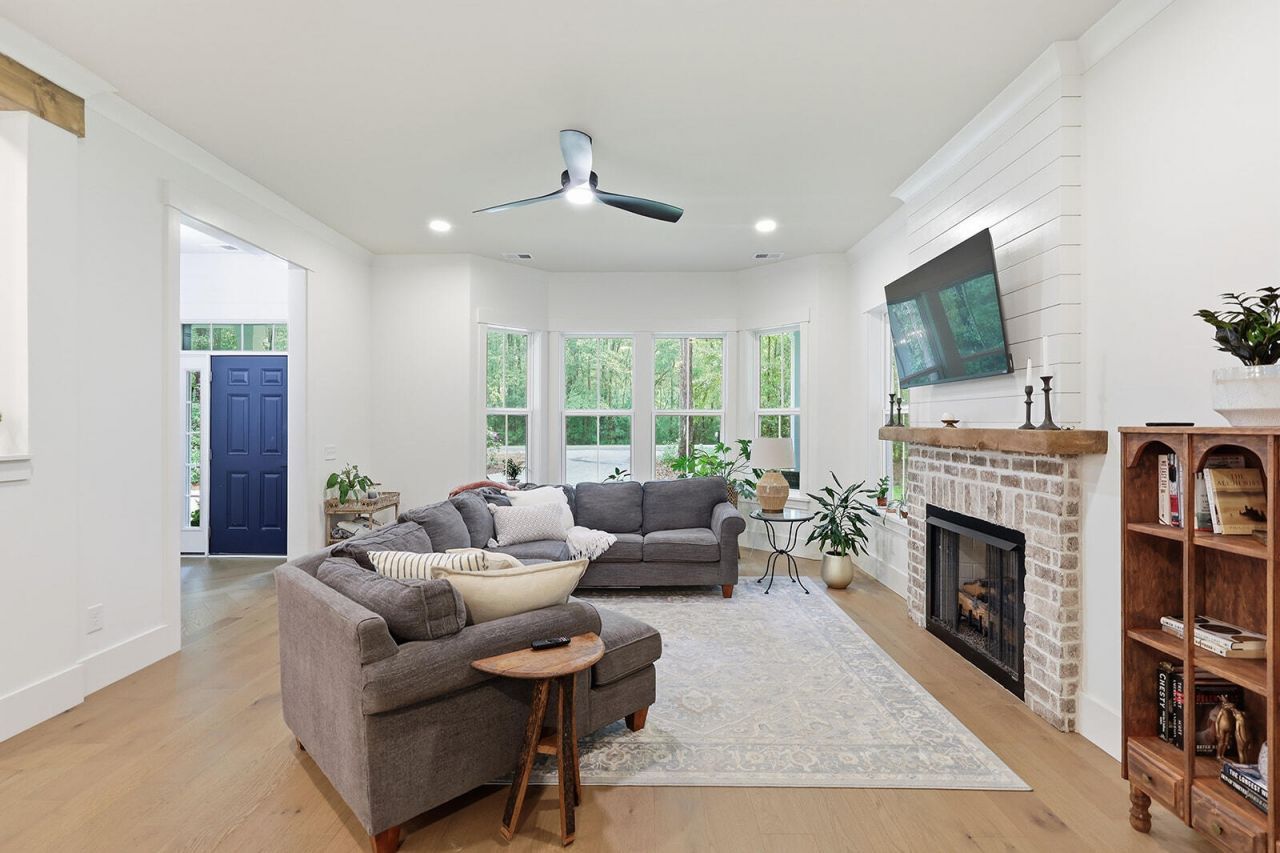 17 Blake Lane Photo 16