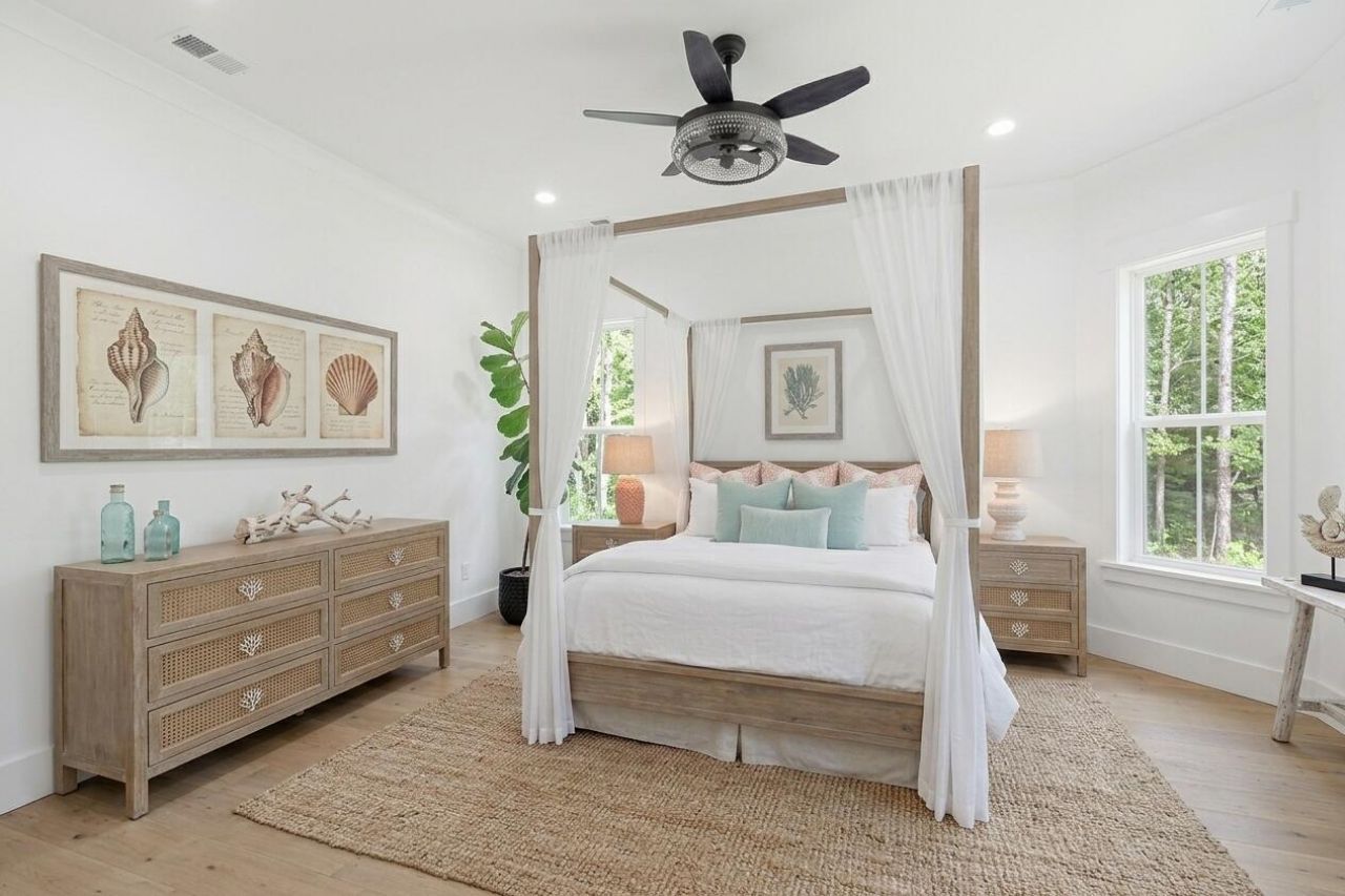 17 Blake Lane Photo 32