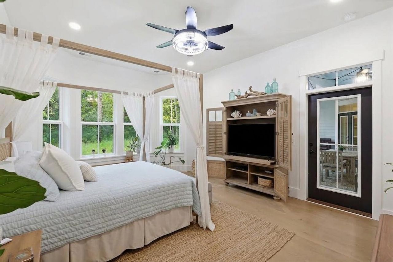 17 Blake Lane Photo 33