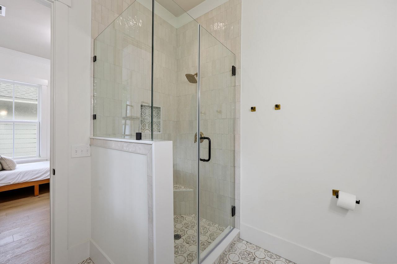 17 Blake Lane Photo 43