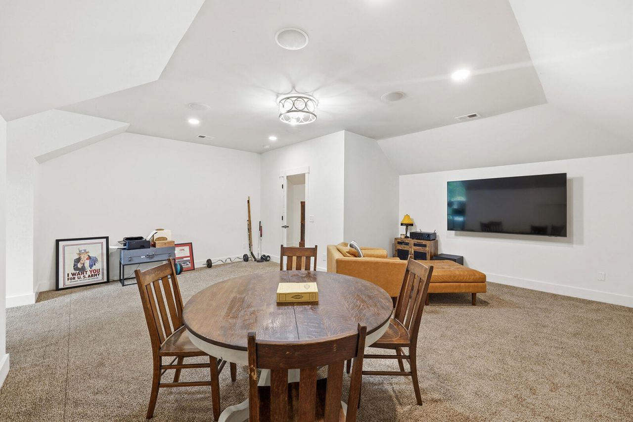 17 Blake Lane Photo 47