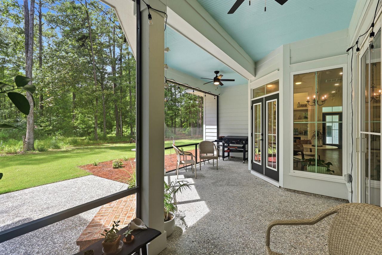 17 Blake Lane Photo 49