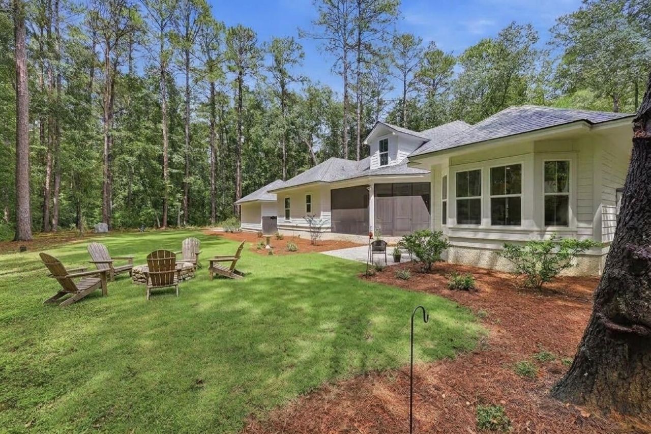 17 Blake Lane Photo 51