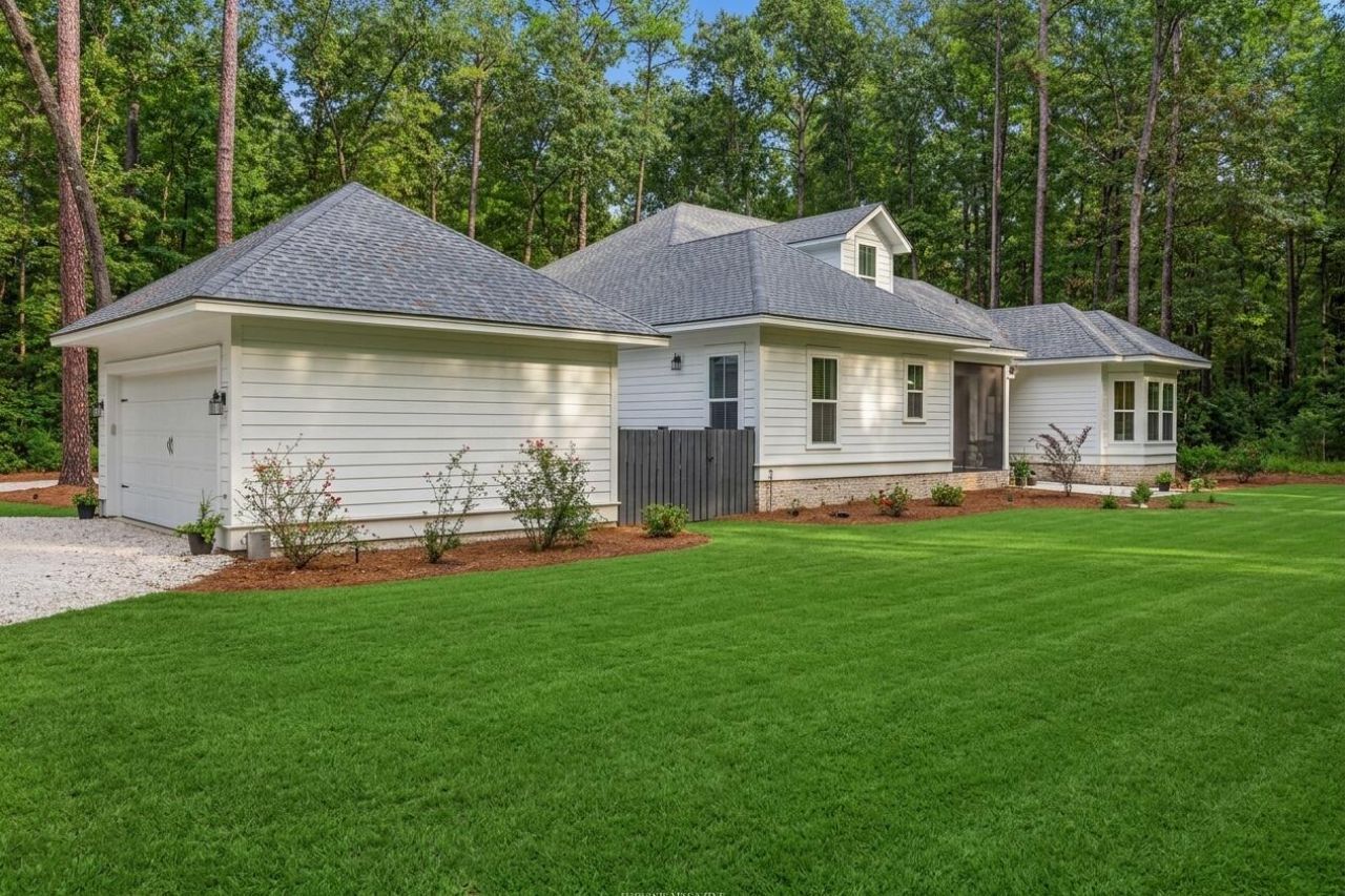 17 Blake Lane Photo 56
