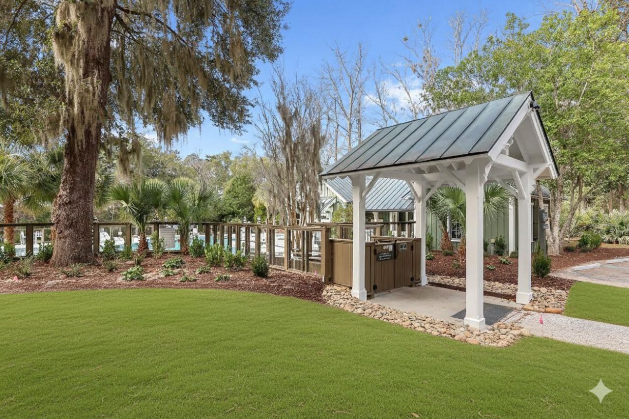 17 Blake Lane Photo 73