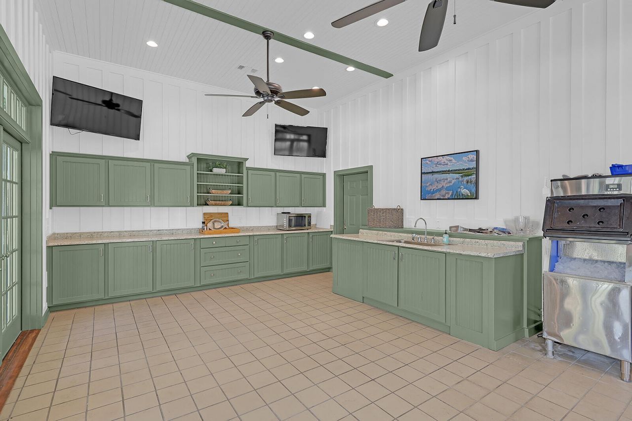 17 Blake Lane Photo 80