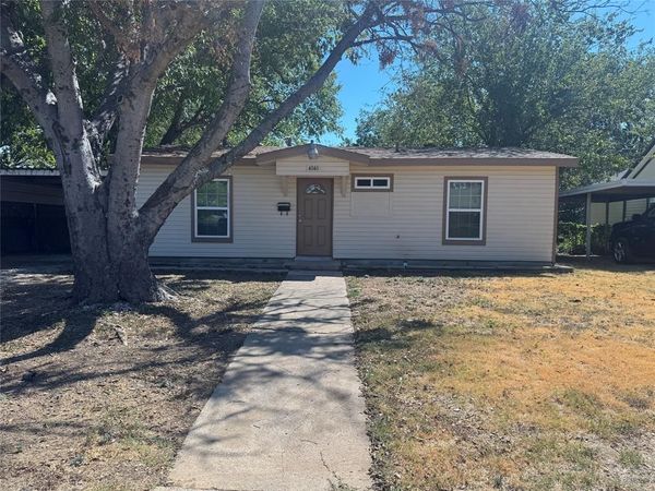 4040 Runnels Street, Fort Worth, TX 76106