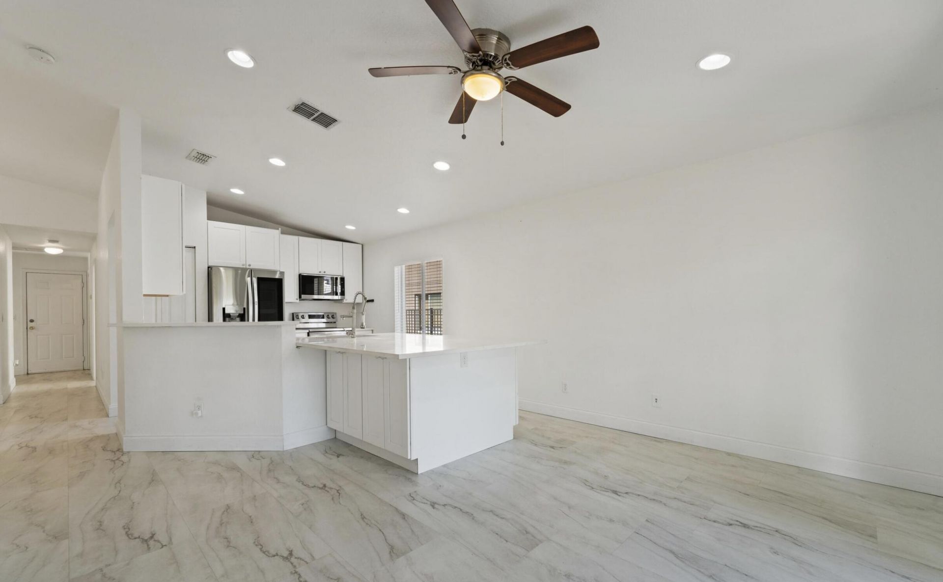1899 SW Newport Isles Boulevard, Port Saint Lucie, FL 34953 Photo