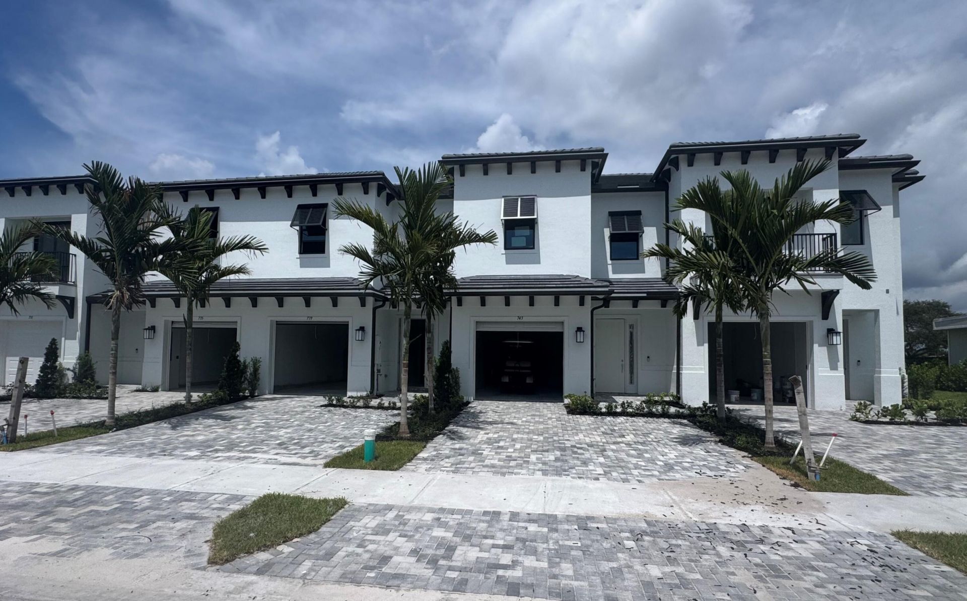 731 Nove Boulevard, Unit 10 Mangrov, Margate, FL 33063 Photo