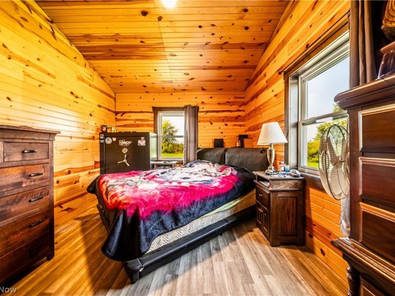 3657 E Moreland Road , Fredericksburg, OH 44627 Photo 16