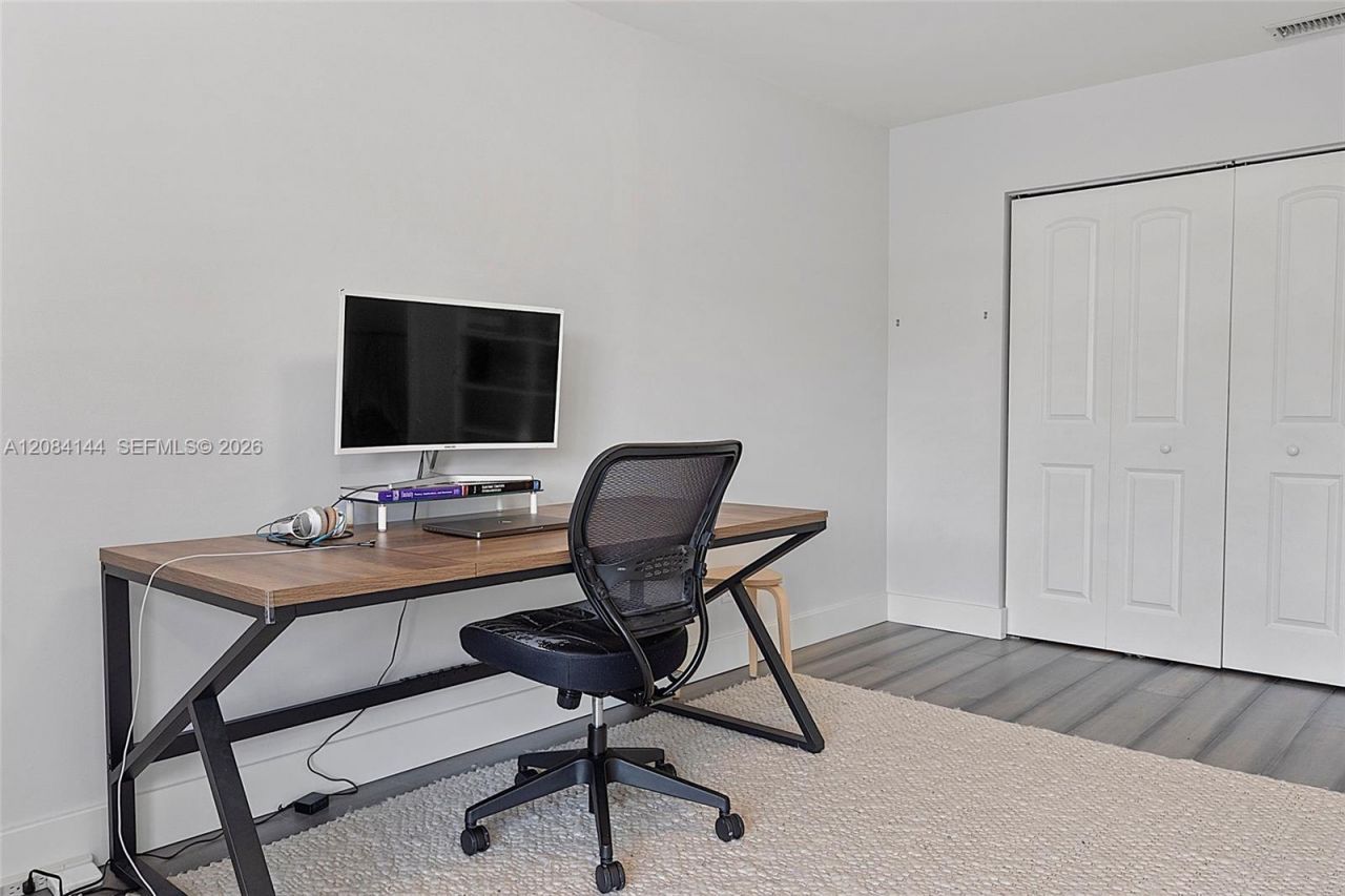 4868 Sheridan St, Unit 5, Hollywood, FL 33021 Photo