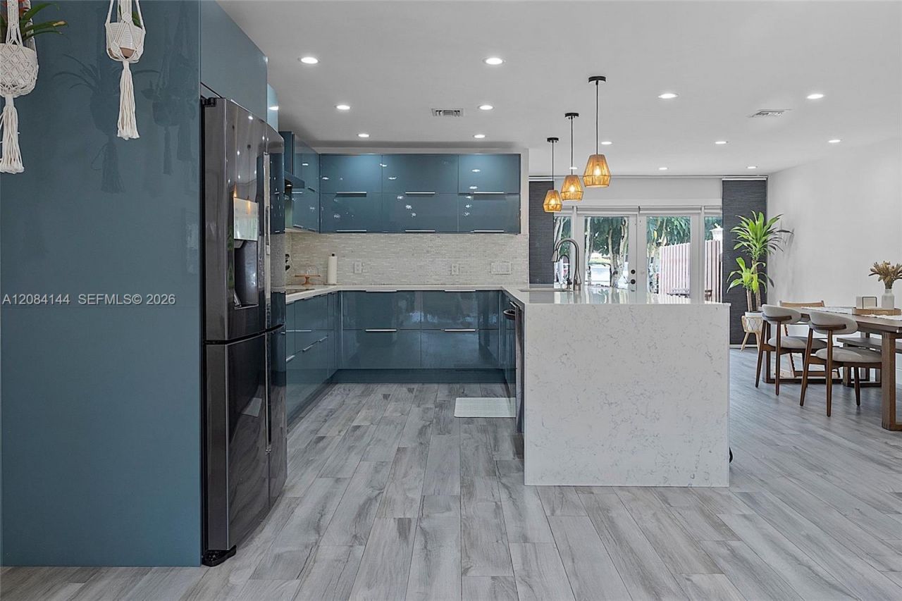 4868 Sheridan St, Unit 5, Hollywood, FL 33021 Photo