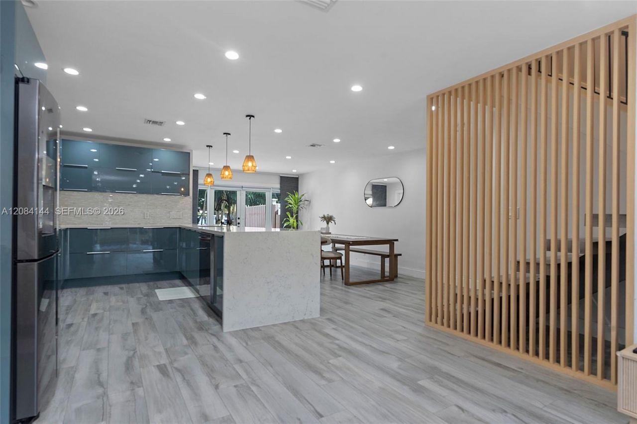 4868 Sheridan St, Unit 5, Hollywood, FL 33021 Photo